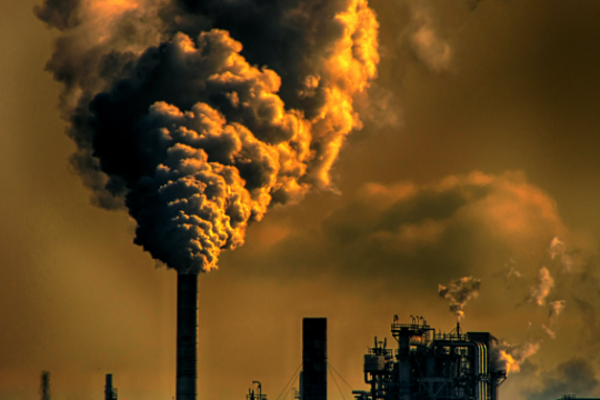 Το κόστος για την υγεία και το περιβάλλον από τη βιομηχανική ατμοσφαιρική ρύπανση στην Ευρώπη